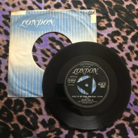Chuck Willis ‎– Hang Up My Rock And Roll Shoes 7" Vinyl 45 - Rockabilly - London