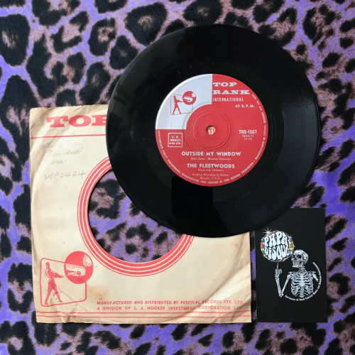 The Fleetwoods – Outside My Window 7" Vinyl 45RPM - Rock - Top Rank