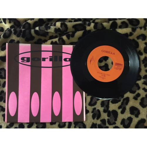 Gorilla - Stuck On You / Hollywood - Punk Rock Indie VG+