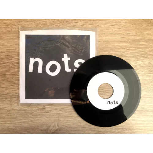 Nots – Dust Red - Rock VG+