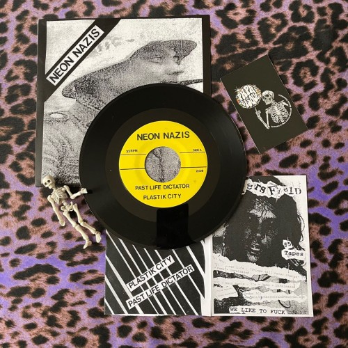 Neon Nazis / Hips – Neon Nazis / Hips